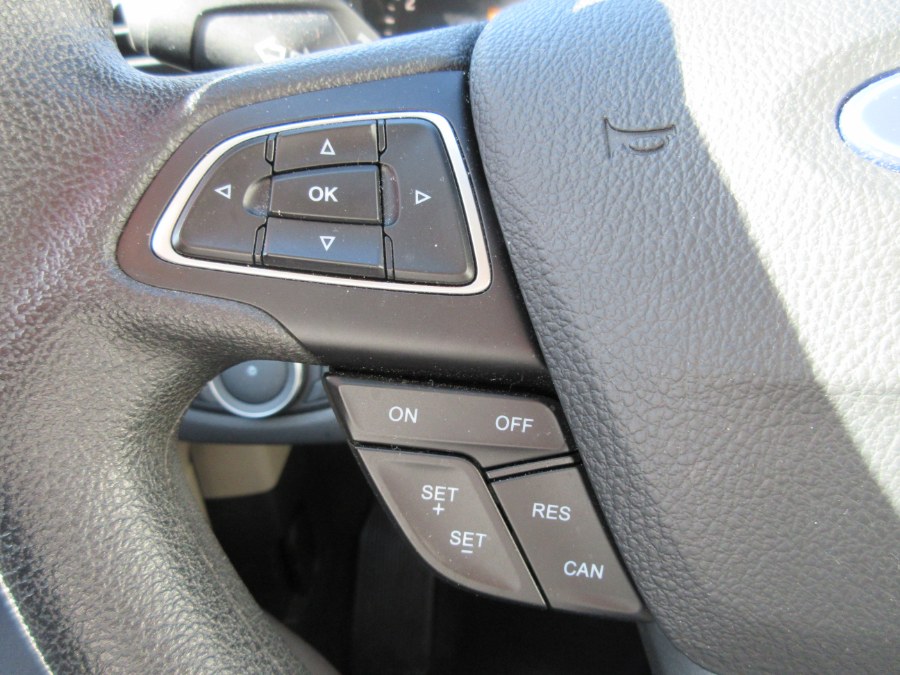Used Ford Escape SE 4WD 2019 | Route 27 Auto Mall. Linden, New Jersey Used Ford Escape SE 4WD 2019 | Route 27 Auto Mall. Linden, New Jersey