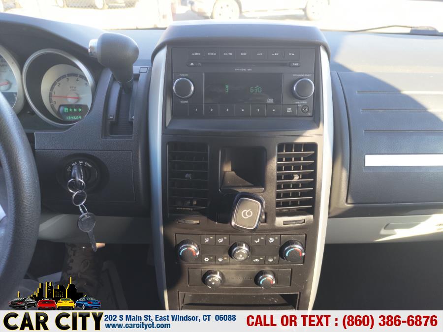 2010 Dodge Grand Caravan 4dr Wgn SE, available for sale in East Windsor, Connecticut | Car City LLC. East Windsor, Connecticut 2010 Dodge Grand Caravan 4dr Wgn SE, available for sale in East Windsor, Connecticut | Car City LLC. East Windsor, Connecticut