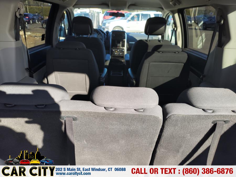 2010 Dodge Grand Caravan 4dr Wgn SE, available for sale in East Windsor, Connecticut | Car City LLC. East Windsor, Connecticut 2010 Dodge Grand Caravan 4dr Wgn SE, available for sale in East Windsor, Connecticut | Car City LLC. East Windsor, Connecticut