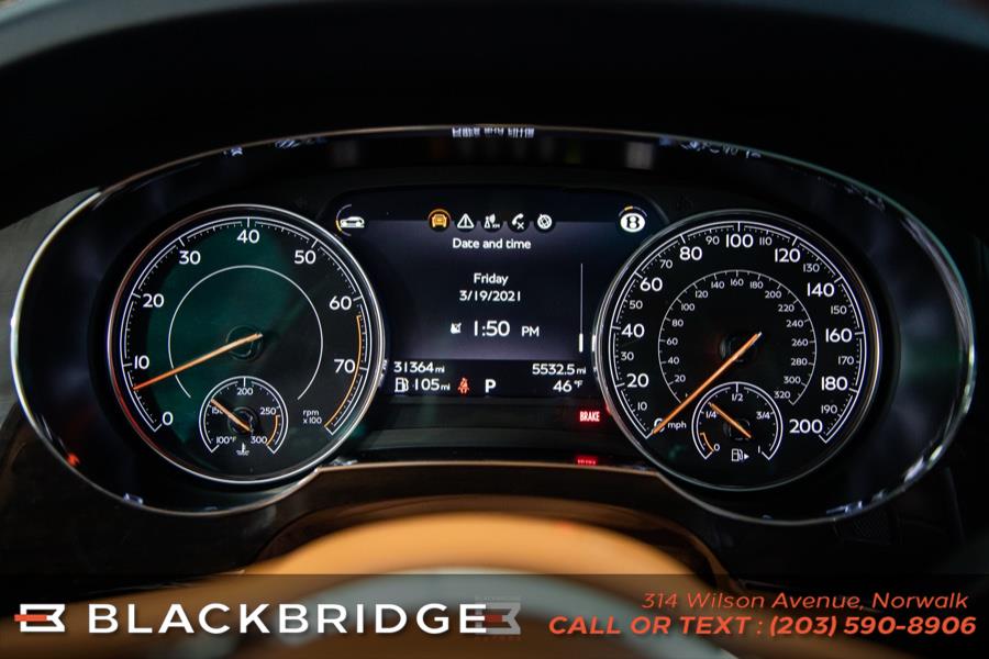 Used Bentley Bentayga Onyx Edition AWD 2018 | Black Bridge Motors, LLC. Norwalk, Connecticut Used Bentley Bentayga Onyx Edition AWD 2018 | Black Bridge Motors, LLC. Norwalk, Connecticut