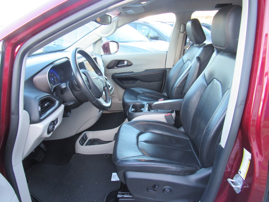 Used Chrysler Pacifica Touring L FWD 2019 | NJ Used Cars Center. Irvington, New Jersey Used Chrysler Pacifica Touring L FWD 2019 | NJ Used Cars Center. Irvington, New Jersey