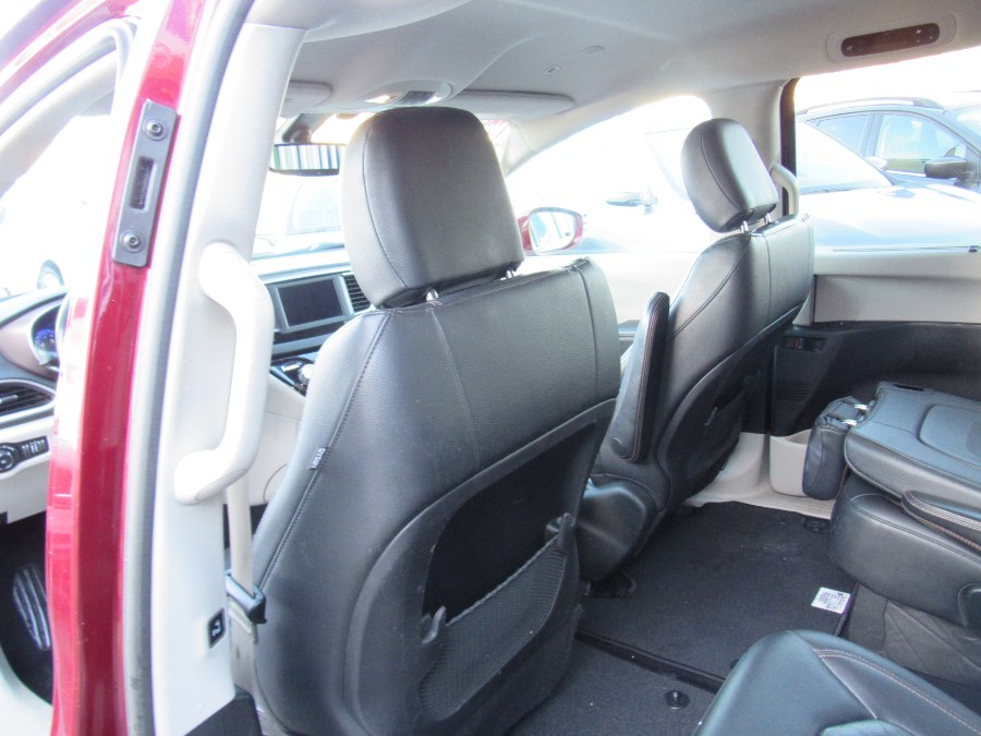 Used Chrysler Pacifica Touring L FWD 2019 | NJ Used Cars Center. Irvington, New Jersey Used Chrysler Pacifica Touring L FWD 2019 | NJ Used Cars Center. Irvington, New Jersey