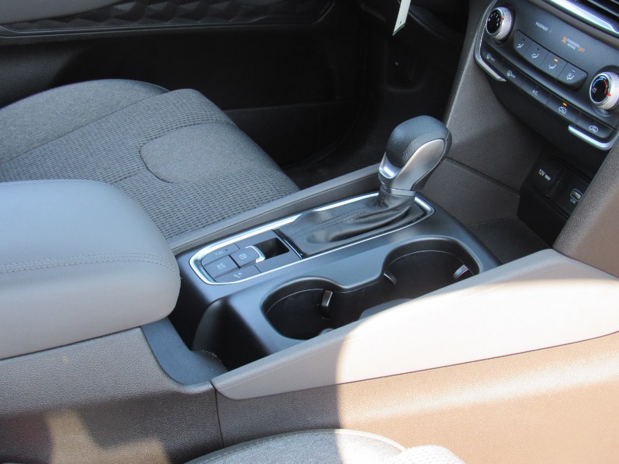 Used Hyundai Santa Fe SE 2.4L Auto AWD 2019 | NJ Used Cars Center. Irvington, New Jersey Used Hyundai Santa Fe SE 2.4L Auto AWD 2019 | NJ Used Cars Center. Irvington, New Jersey