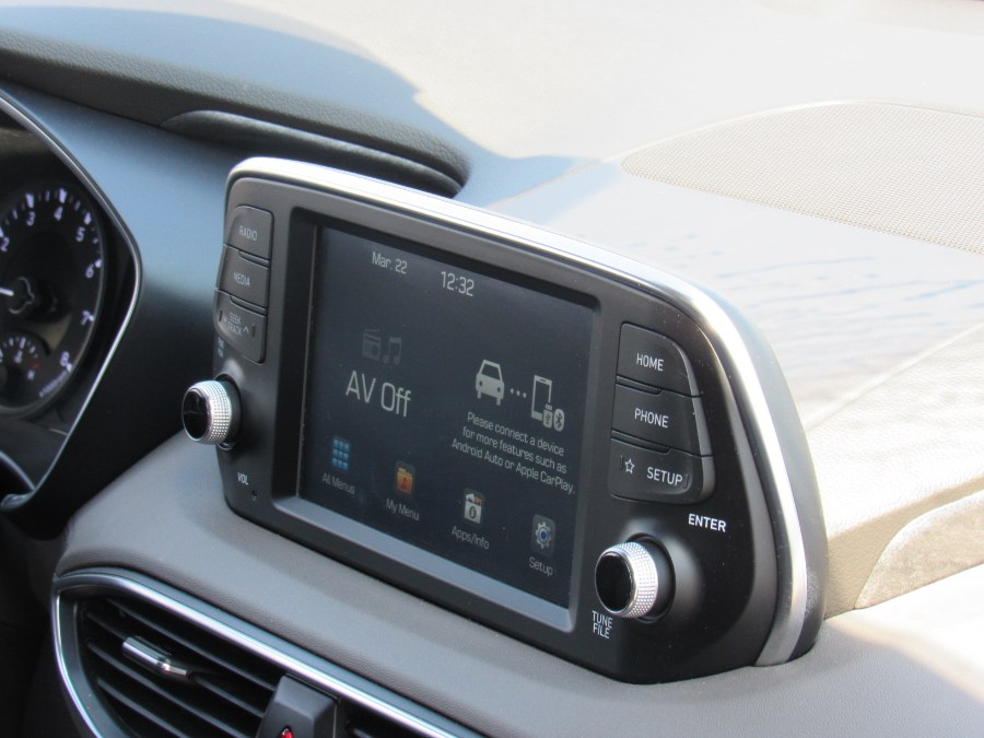 Used Hyundai Santa Fe SE 2.4L Auto AWD 2019 | NJ Used Cars Center. Irvington, New Jersey Used Hyundai Santa Fe SE 2.4L Auto AWD 2019 | NJ Used Cars Center. Irvington, New Jersey