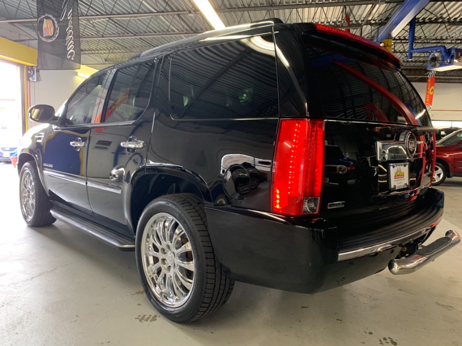 2011 Cadillac Escalade AWD 4dr Base, available for sale in West Babylon , New York | MP Motors Inc. West Babylon , New York 2011 Cadillac Escalade AWD 4dr Base, available for sale in West Babylon , New York | MP Motors Inc. West Babylon , New York