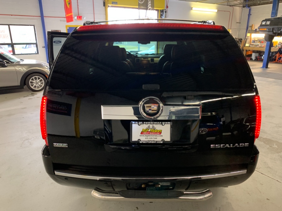 2011 Cadillac Escalade AWD 4dr Base, available for sale in West Babylon , New York | MP Motors Inc. West Babylon , New York 2011 Cadillac Escalade AWD 4dr Base, available for sale in West Babylon , New York | MP Motors Inc. West Babylon , New York