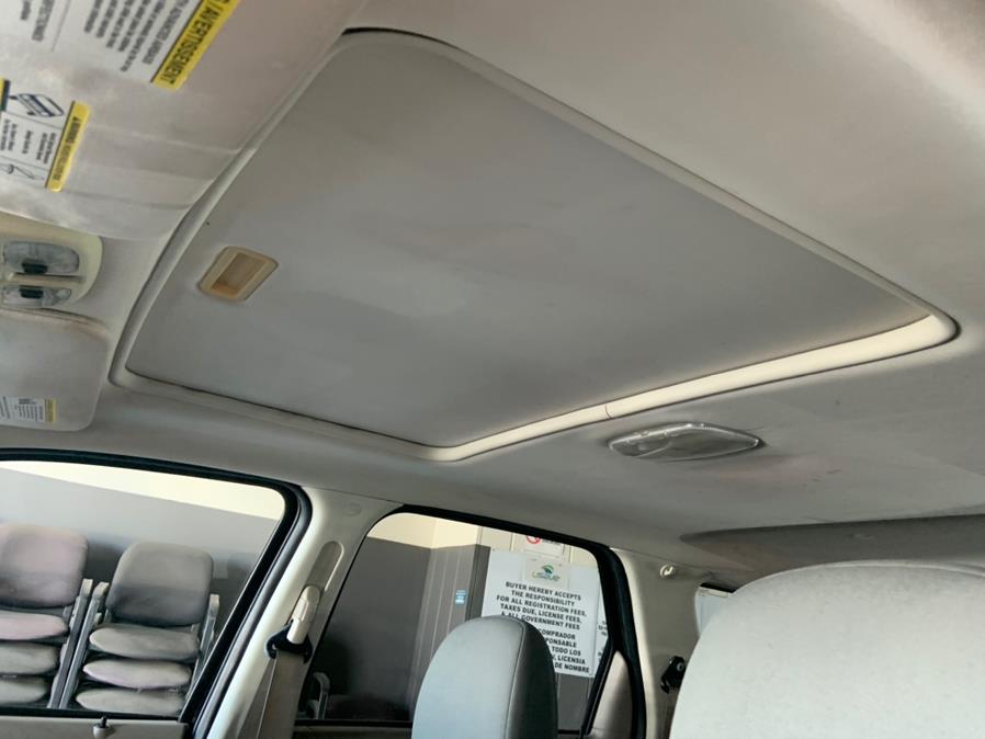 2010 Ford Escape FWD 4dr XLT, available for sale in Garden Grove, California | U Save Auto Auction. Garden Grove, California 2010 Ford Escape FWD 4dr XLT, available for sale in Garden Grove, California | U Save Auto Auction. Garden Grove, California