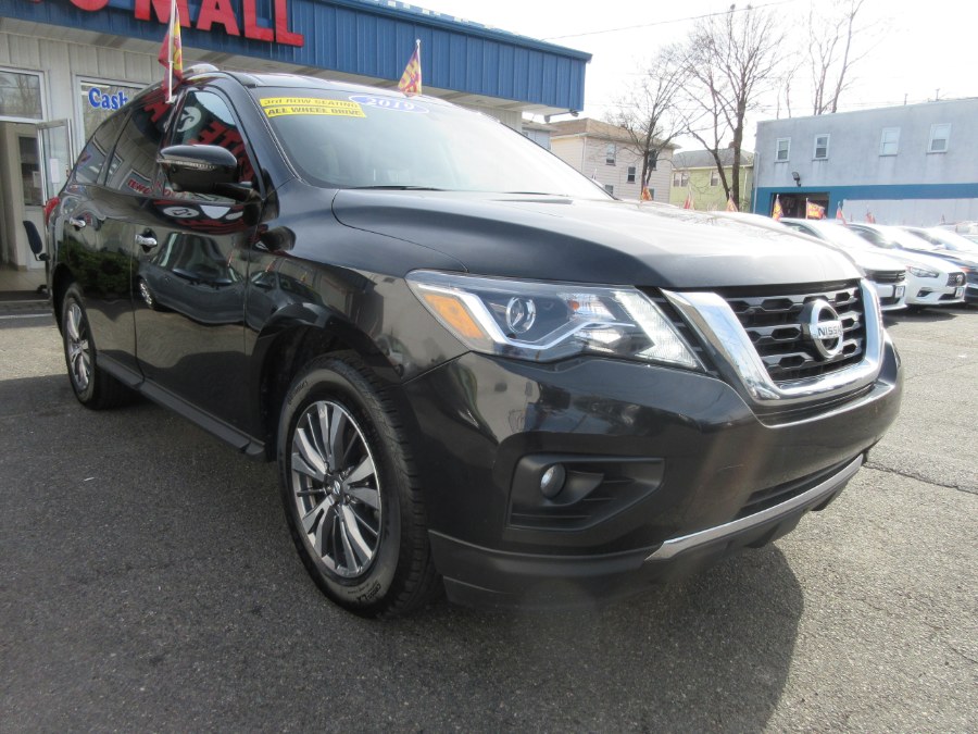 2019 Nissan Pathfinder 4x4 SL, available for sale in Linden, New Jersey | Route 27 Auto Mall. Linden, New Jersey 2019 Nissan Pathfinder 4x4 SL, available for sale in Linden, New Jersey | Route 27 Auto Mall. Linden, New Jersey