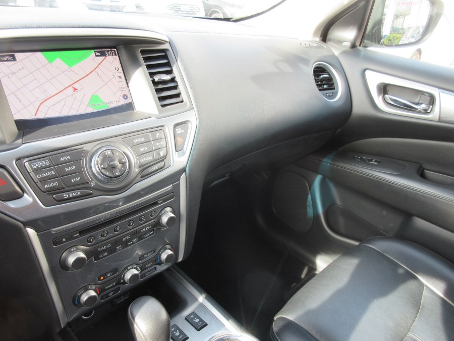 2019 Nissan Pathfinder 4x4 SL, available for sale in Linden, New Jersey | Route 27 Auto Mall. Linden, New Jersey 2019 Nissan Pathfinder 4x4 SL, available for sale in Linden, New Jersey | Route 27 Auto Mall. Linden, New Jersey