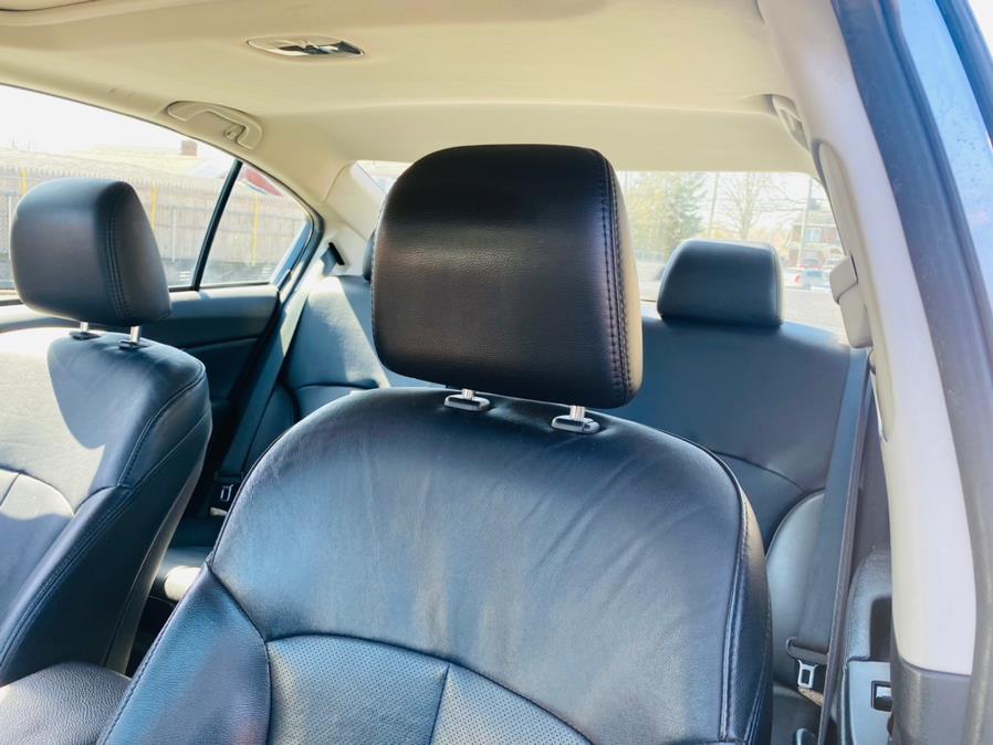 Used Subaru Legacy 4dr Sdn H4 Auto 2.5i Limited 2013 | Supreme Automotive. New Britain, Connecticut Used Subaru Legacy 4dr Sdn H4 Auto 2.5i Limited 2013 | Supreme Automotive. New Britain, Connecticut
