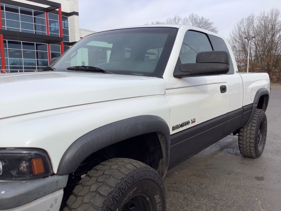 Used Dodge Ram 2500 4dr Quad Cab 155" WB HD 4WD 2000 | Marsh Auto Sales LLC. Ortonville, Michigan Used Dodge Ram 2500 4dr Quad Cab 155" WB HD 4WD 2000 | Marsh Auto Sales LLC. Ortonville, Michigan