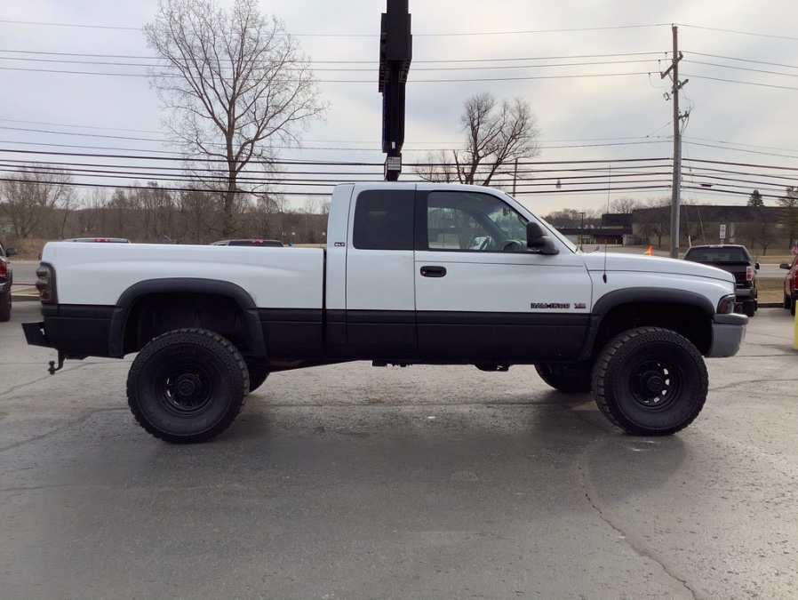 Used Dodge Ram 2500 4dr Quad Cab 155" WB HD 4WD 2000 | Marsh Auto Sales LLC. Ortonville, Michigan Used Dodge Ram 2500 4dr Quad Cab 155" WB HD 4WD 2000 | Marsh Auto Sales LLC. Ortonville, Michigan