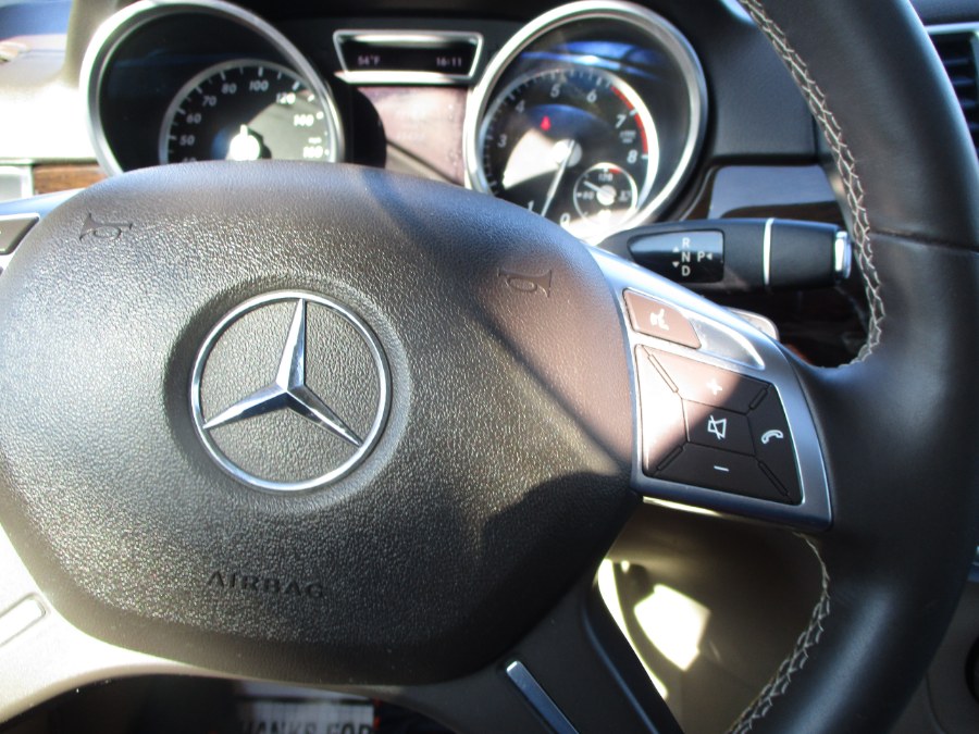 2014 Mercedes-Benz M-Class 4MATIC 4dr ML350, available for sale in Massapequa, New York | South Shore Auto Brokers & Sales. Massapequa, New York 2014 Mercedes-Benz M-Class 4MATIC 4dr ML350, available for sale in Massapequa, New York | South Shore Auto Brokers & Sales. Massapequa, New York