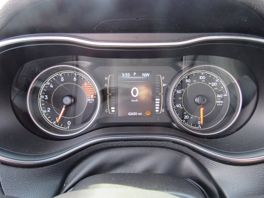 Used Jeep Cherokee Latitude Plus 4x4 2019 | NJ Used Cars Center. Irvington, New Jersey Used Jeep Cherokee Latitude Plus 4x4 2019 | NJ Used Cars Center. Irvington, New Jersey
