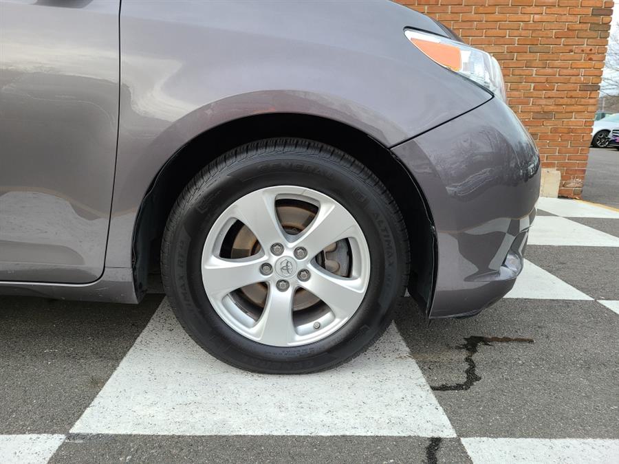 2016 Toyota Sienna 5dr 7-Pass Van LE, available for sale in Waterbury, Connecticut | National Auto Brokers, Inc.. Waterbury, Connecticut 2016 Toyota Sienna 5dr 7-Pass Van LE, available for sale in Waterbury, Connecticut | National Auto Brokers, Inc.. Waterbury, Connecticut