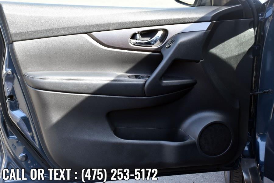 Used Nissan Rogue AWD 4dr SV 2016 | Highline Car Connection. Waterbury, Connecticut Used Nissan Rogue AWD 4dr SV 2016 | Highline Car Connection. Waterbury, Connecticut