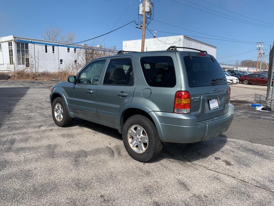Used Ford Escape 4dr 3.0L Limited 4WD 2006 | Dealertown Auto Wholesalers. Milford, Connecticut Used Ford Escape 4dr 3.0L Limited 4WD 2006 | Dealertown Auto Wholesalers. Milford, Connecticut