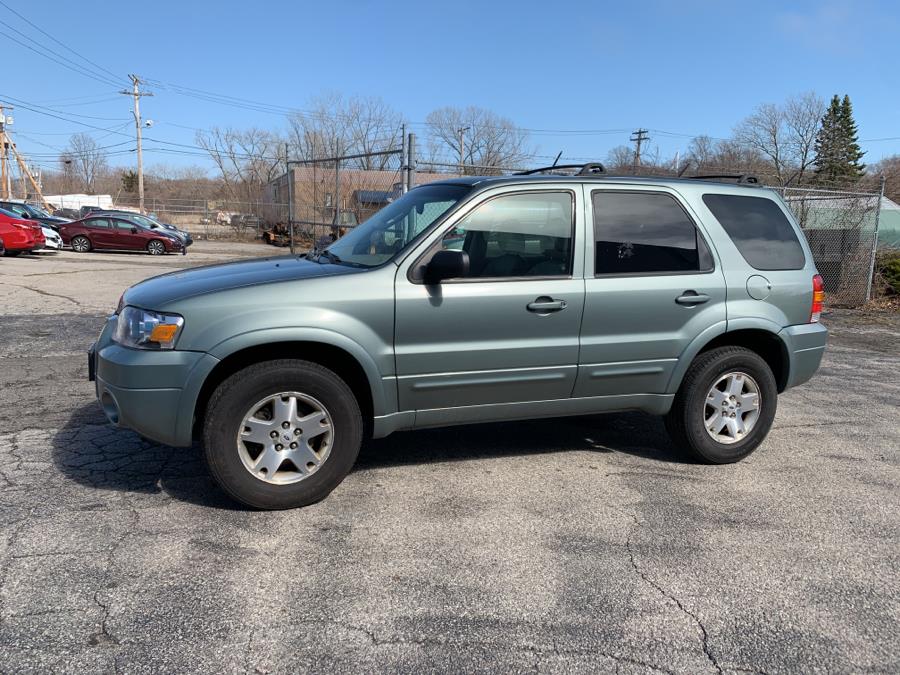 Used Ford Escape 4dr 3.0L Limited 4WD 2006 | Dealertown Auto Wholesalers. Milford, Connecticut Used Ford Escape 4dr 3.0L Limited 4WD 2006 | Dealertown Auto Wholesalers. Milford, Connecticut