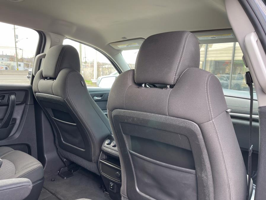 Used Chevrolet Traverse AWD 4dr LT w/1LT 2016 | European Auto Expo. Lodi, New Jersey Used Chevrolet Traverse AWD 4dr LT w/1LT 2016 | European Auto Expo. Lodi, New Jersey