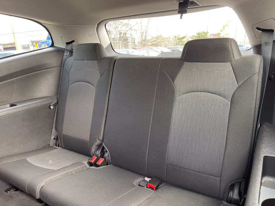 Used Chevrolet Traverse AWD 4dr LT w/1LT 2016 | European Auto Expo. Lodi, New Jersey Used Chevrolet Traverse AWD 4dr LT w/1LT 2016 | European Auto Expo. Lodi, New Jersey