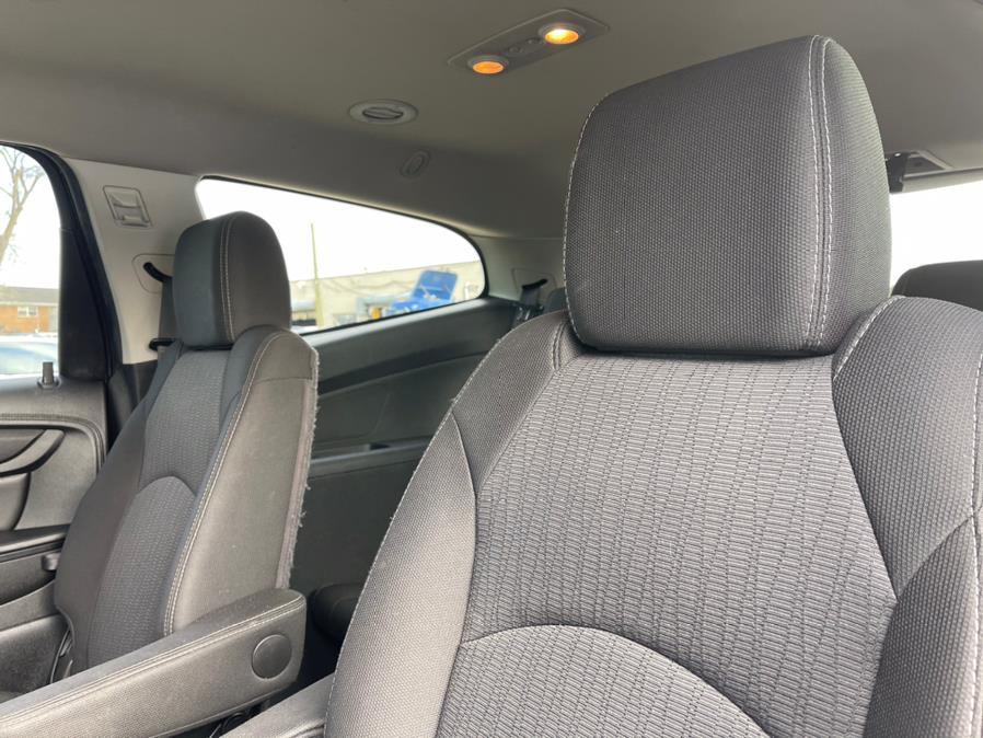 Used Chevrolet Traverse AWD 4dr LT w/1LT 2016 | European Auto Expo. Lodi, New Jersey Used Chevrolet Traverse AWD 4dr LT w/1LT 2016 | European Auto Expo. Lodi, New Jersey