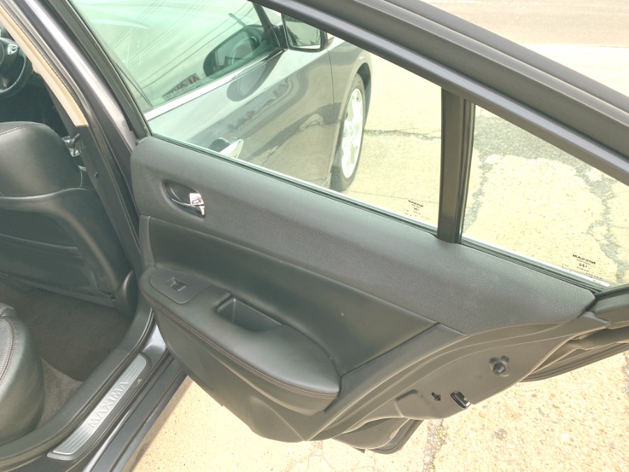 2012 Nissan Maxima 4dr Sdn V6 CVT 3.5 SV w/Premium Pkg, available for sale in Middle Village, New York | Middle Village Motors . Middle Village, New York 2012 Nissan Maxima 4dr Sdn V6 CVT 3.5 SV w/Premium Pkg, available for sale in Middle Village, New York | Middle Village Motors . Middle Village, New York