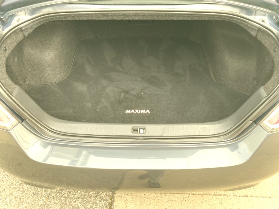 2012 Nissan Maxima 4dr Sdn V6 CVT 3.5 SV w/Premium Pkg, available for sale in Middle Village, New York | Middle Village Motors . Middle Village, New York 2012 Nissan Maxima 4dr Sdn V6 CVT 3.5 SV w/Premium Pkg, available for sale in Middle Village, New York | Middle Village Motors . Middle Village, New York