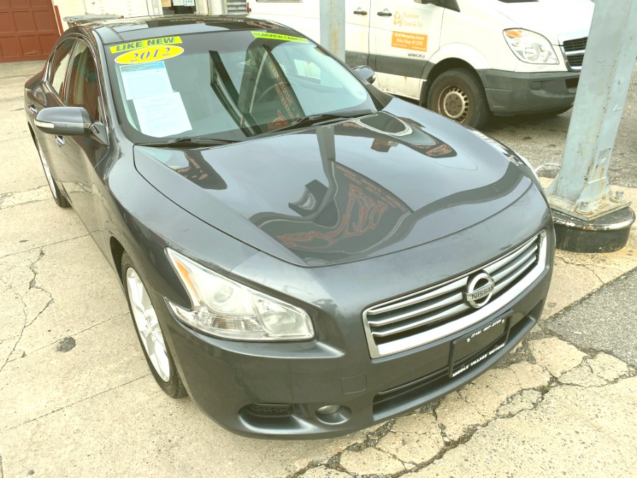 2012 Nissan Maxima 4dr Sdn V6 CVT 3.5 SV w/Premium Pkg, available for sale in Middle Village, New York | Middle Village Motors . Middle Village, New York 2012 Nissan Maxima 4dr Sdn V6 CVT 3.5 SV w/Premium Pkg, available for sale in Middle Village, New York | Middle Village Motors . Middle Village, New York