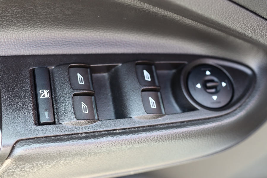 Used Ford Escape SEL 4WD 2018 | Hillside Auto Mall Inc.. Jamaica, New York Used Ford Escape SEL 4WD 2018 | Hillside Auto Mall Inc.. Jamaica, New York