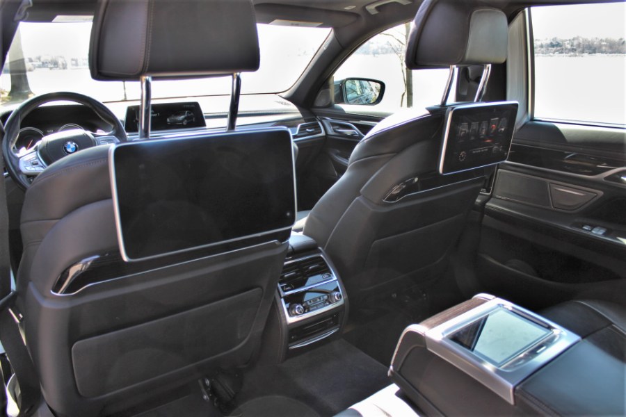 2016 BMW 7 Series 4dr Sdn 750i xDrive AWD, available for sale in Great Neck, New York | Great Neck Car Buyers & Sellers. Great Neck, New York 2016 BMW 7 Series 4dr Sdn 750i xDrive AWD, available for sale in Great Neck, New York | Great Neck Car Buyers & Sellers. Great Neck, New York