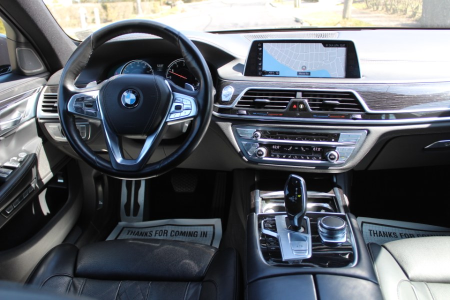 2016 BMW 7 Series 4dr Sdn 750i xDrive AWD, available for sale in Great Neck, New York | Great Neck Car Buyers & Sellers. Great Neck, New York 2016 BMW 7 Series 4dr Sdn 750i xDrive AWD, available for sale in Great Neck, New York | Great Neck Car Buyers & Sellers. Great Neck, New York