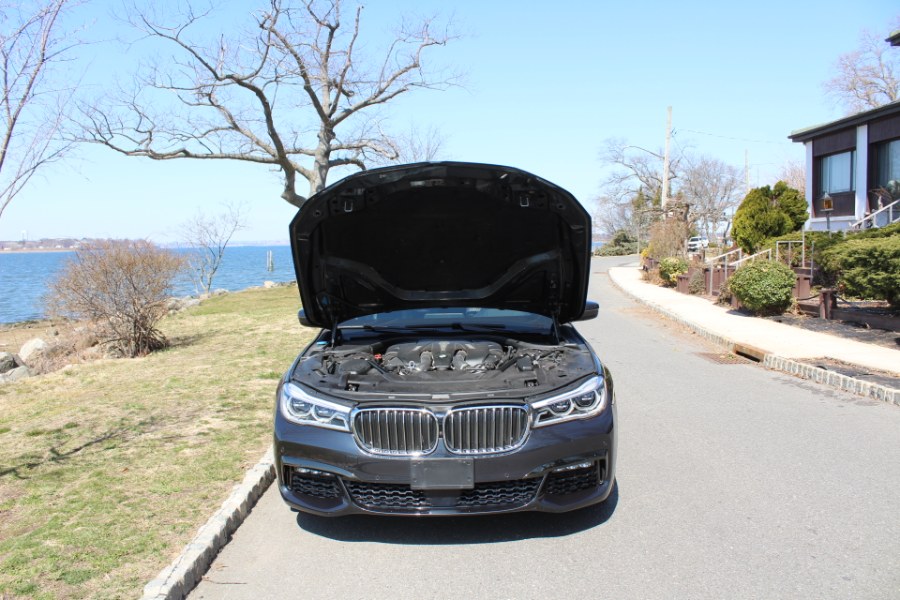 2016 BMW 7 Series 4dr Sdn 750i xDrive AWD, available for sale in Great Neck, New York | Great Neck Car Buyers & Sellers. Great Neck, New York 2016 BMW 7 Series 4dr Sdn 750i xDrive AWD, available for sale in Great Neck, New York | Great Neck Car Buyers & Sellers. Great Neck, New York