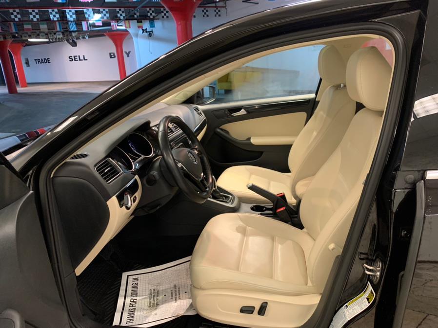 Used Volkswagen Jetta 1.8T SEL Premium Auto 2017 | European Auto Expo. Lodi, New Jersey Used Volkswagen Jetta 1.8T SEL Premium Auto 2017 | European Auto Expo. Lodi, New Jersey