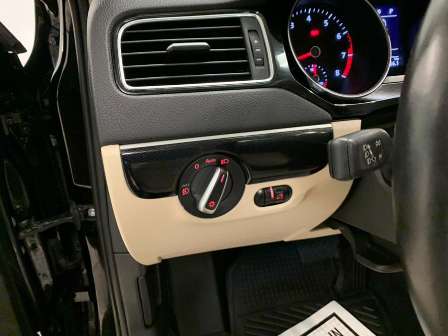Used Volkswagen Jetta 1.8T SEL Premium Auto 2017 | European Auto Expo. Lodi, New Jersey Used Volkswagen Jetta 1.8T SEL Premium Auto 2017 | European Auto Expo. Lodi, New Jersey