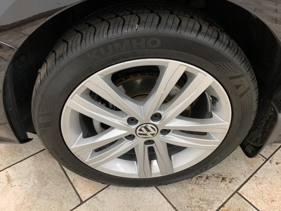 Used Volkswagen Jetta 1.8T SEL Premium Auto 2017 | European Auto Expo. Lodi, New Jersey Used Volkswagen Jetta 1.8T SEL Premium Auto 2017 | European Auto Expo. Lodi, New Jersey