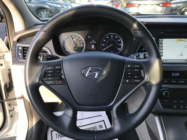 Used Hyundai Sonata Plug-in Hybrid Limited 2017 | Hillside Auto Outlet. Jamaica, New York Used Hyundai Sonata Plug-in Hybrid Limited 2017 | Hillside Auto Outlet. Jamaica, New York