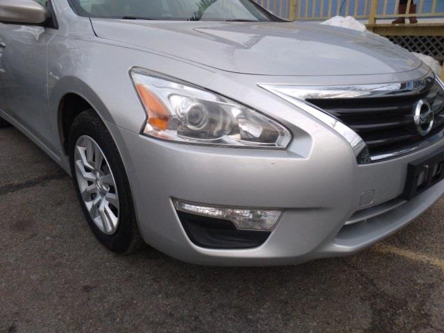 Used Nissan Altima 2.5 S 2015 | Hillside Auto Outlet. Jamaica, New York Used Nissan Altima 2.5 S 2015 | Hillside Auto Outlet. Jamaica, New York