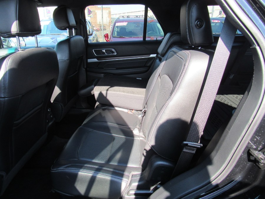 Used Ford Explorer Limited 4WD 2017 | NJ Used Cars Center. Irvington, New Jersey Used Ford Explorer Limited 4WD 2017 | NJ Used Cars Center. Irvington, New Jersey