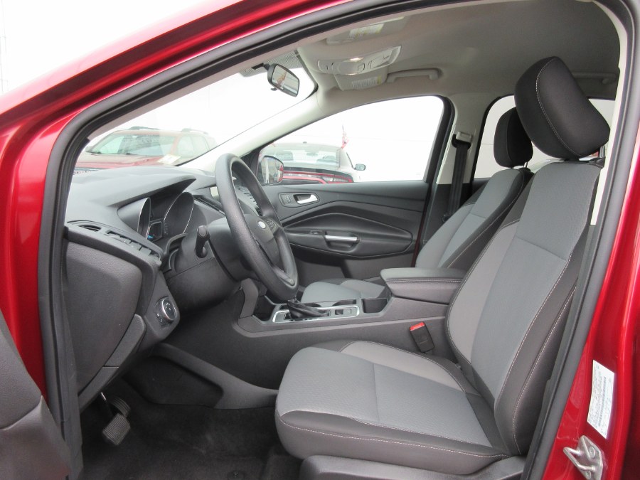 2019 Ford Escape SE 4WD, available for sale in Linden, New Jersey | Route 27 Auto Mall. Linden, New Jersey 2019 Ford Escape SE 4WD, available for sale in Linden, New Jersey | Route 27 Auto Mall. Linden, New Jersey