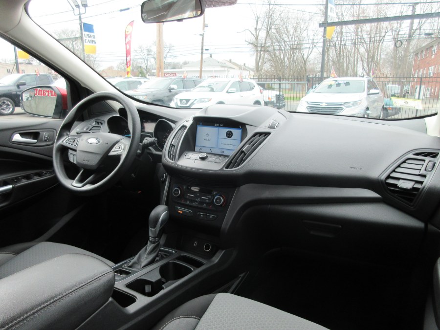 2019 Ford Escape SE 4WD, available for sale in Linden, New Jersey | Route 27 Auto Mall. Linden, New Jersey 2019 Ford Escape SE 4WD, available for sale in Linden, New Jersey | Route 27 Auto Mall. Linden, New Jersey