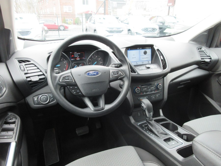 2019 Ford Escape SE 4WD, available for sale in Linden, New Jersey | Route 27 Auto Mall. Linden, New Jersey 2019 Ford Escape SE 4WD, available for sale in Linden, New Jersey | Route 27 Auto Mall. Linden, New Jersey