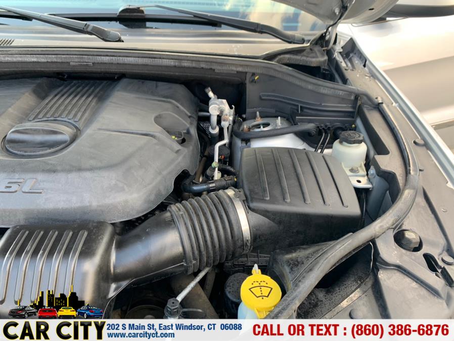 Used Jeep Grand Cherokee 4WD 4dr Laredo 2011 | Car City LLC. East Windsor, Connecticut Used Jeep Grand Cherokee 4WD 4dr Laredo 2011 | Car City LLC. East Windsor, Connecticut