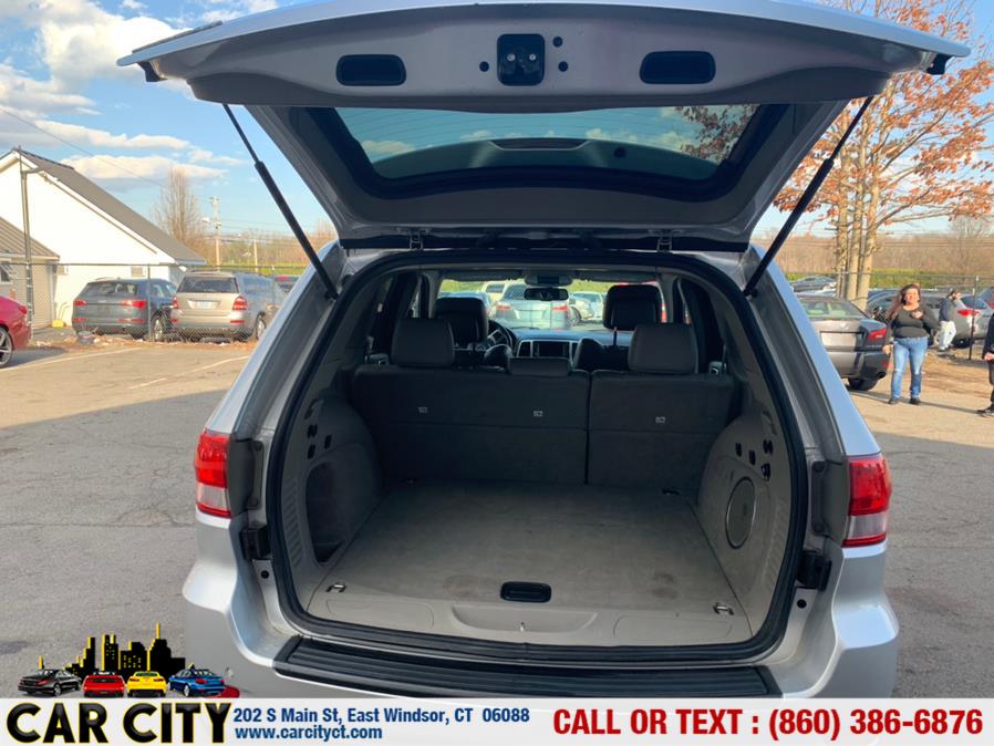 Used Jeep Grand Cherokee 4WD 4dr Laredo 2011 | Car City LLC. East Windsor, Connecticut Used Jeep Grand Cherokee 4WD 4dr Laredo 2011 | Car City LLC. East Windsor, Connecticut
