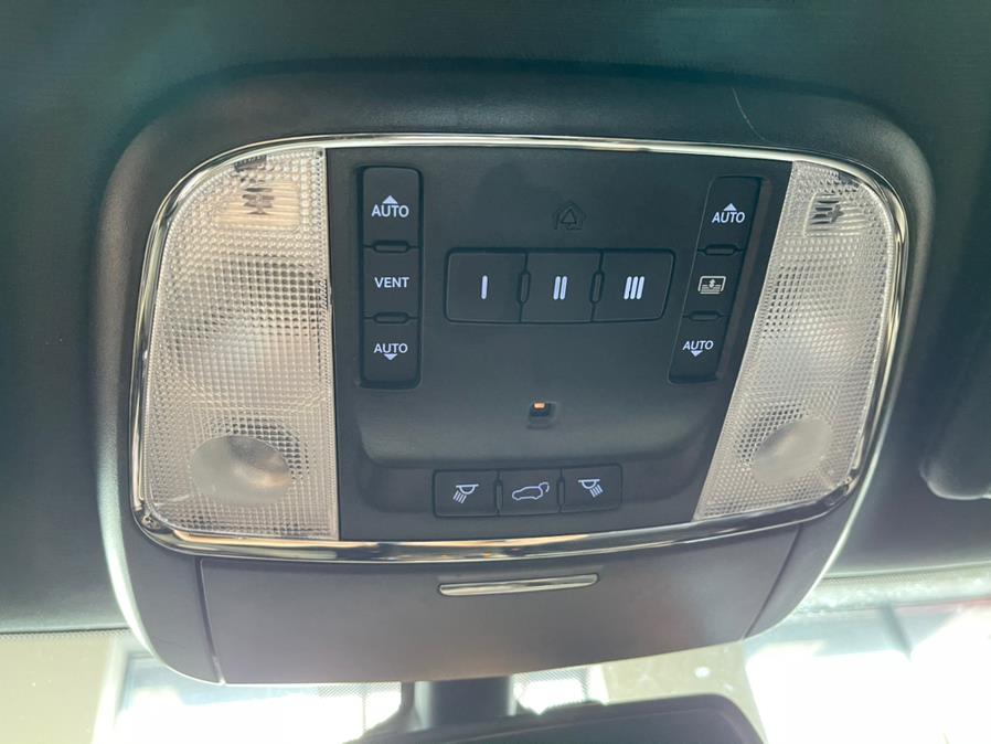 Used Jeep Grand Cherokee 4WD 4dr Overland 2015 | 5 Towns Drive. Inwood, New York Used Jeep Grand Cherokee 4WD 4dr Overland 2015 | 5 Towns Drive. Inwood, New York