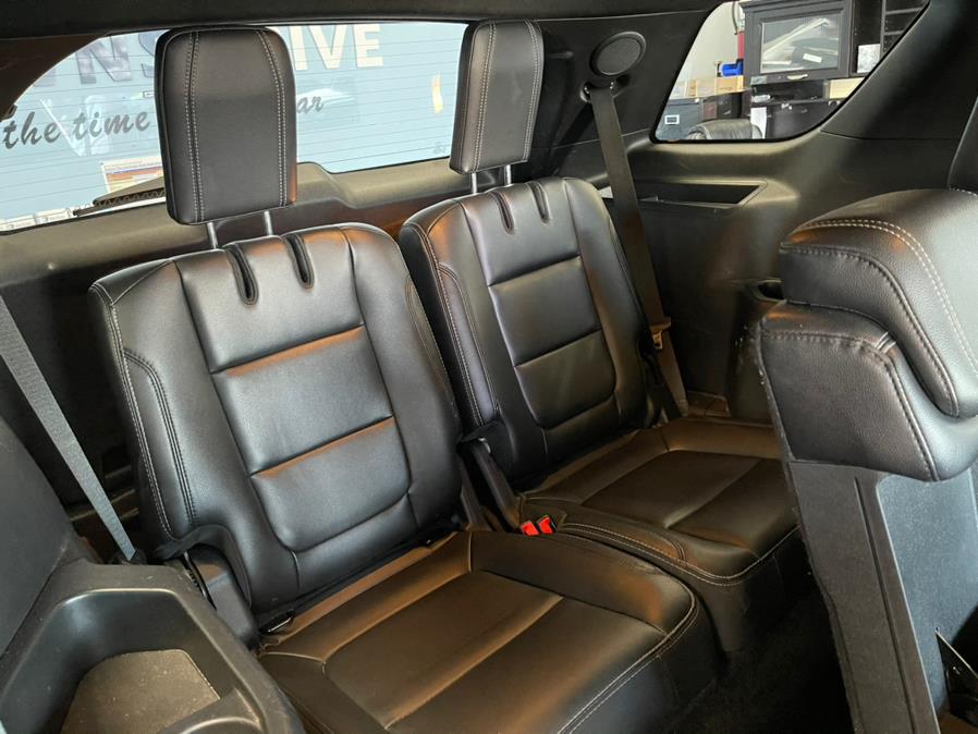 Used Ford Explorer Limited 4WD 2018 | 5 Towns Drive. Inwood, New York Used Ford Explorer Limited 4WD 2018 | 5 Towns Drive. Inwood, New York