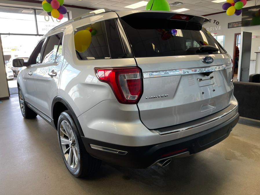 Used Ford Explorer Limited 4WD 2018 | 5 Towns Drive. Inwood, New York Used Ford Explorer Limited 4WD 2018 | 5 Towns Drive. Inwood, New York