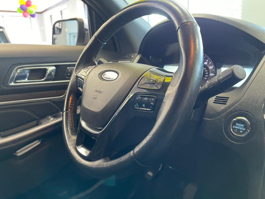 Used Ford Explorer Limited 4WD 2018 | 5 Towns Drive. Inwood, New York Used Ford Explorer Limited 4WD 2018 | 5 Towns Drive. Inwood, New York