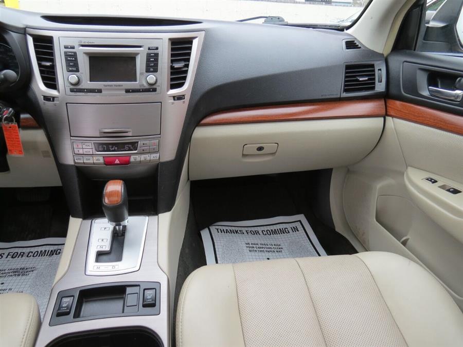 Used Subaru Outback 2.5i Limited AWD 4dr Wagon 2014 | Lake City Exports Inc. Auburn, Maine Used Subaru Outback 2.5i Limited AWD 4dr Wagon 2014 | Lake City Exports Inc. Auburn, Maine