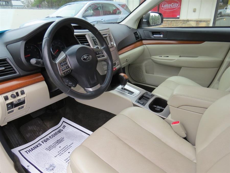 Used Subaru Outback 2.5i Limited AWD 4dr Wagon 2014 | Lake City Exports Inc. Auburn, Maine Used Subaru Outback 2.5i Limited AWD 4dr Wagon 2014 | Lake City Exports Inc. Auburn, Maine