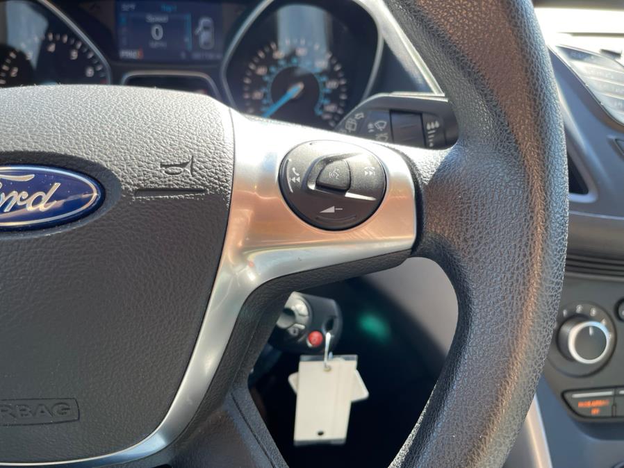 2015 Ford Escape 4WD 4dr SE, available for sale in Merrimack, New Hampshire | Merrimack Autosport. Merrimack, New Hampshire 2015 Ford Escape 4WD 4dr SE, available for sale in Merrimack, New Hampshire | Merrimack Autosport. Merrimack, New Hampshire